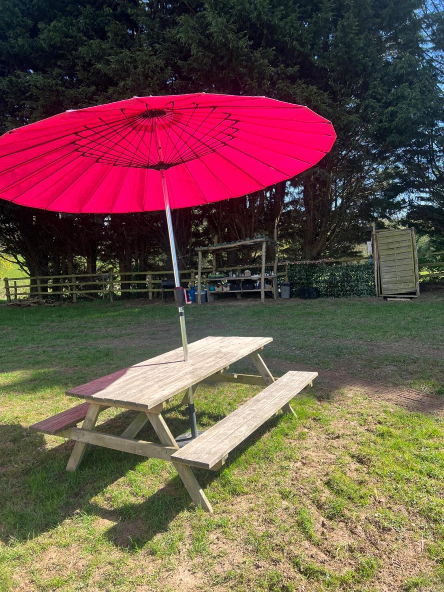 Swallows Oast Glamping Sedlescombe Exteriér fotografie